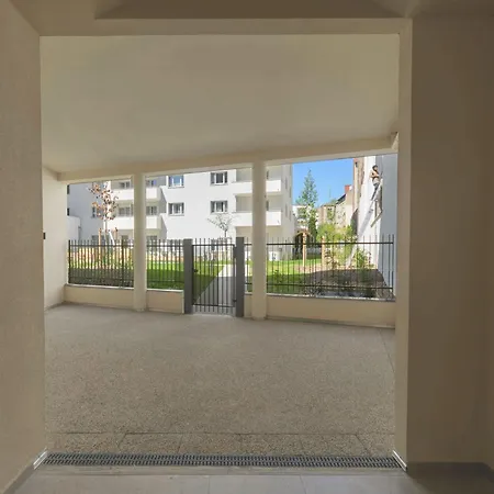 Le Petit Paris - Lumineux Avec Balcon Et Parking Privatif Appartamento